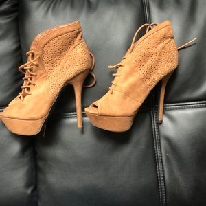 Qupid Booties